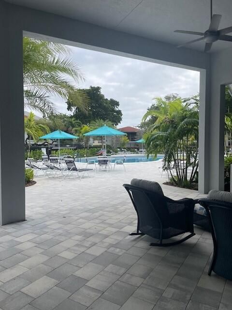 For Rent: $2,000 (2 beds, 2 baths, 1005 Square Feet)