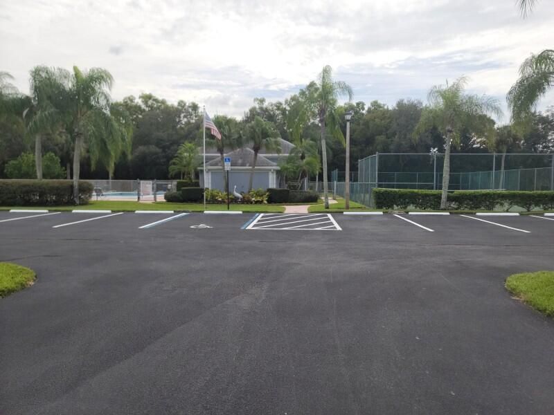 Под контрактом: $149,900 (2 спален, 2 ванн, 1200 Квадратных фут)