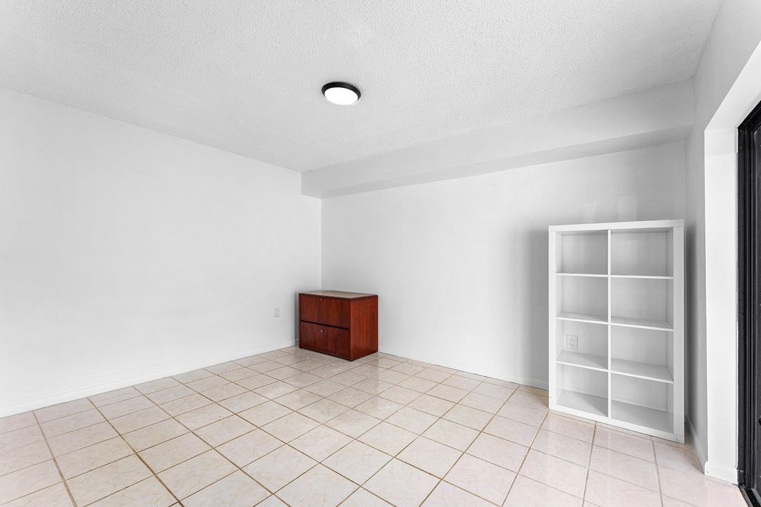 En Venta: $369,900 (2 camas, 2 baños, 1596 Pies cuadrados)