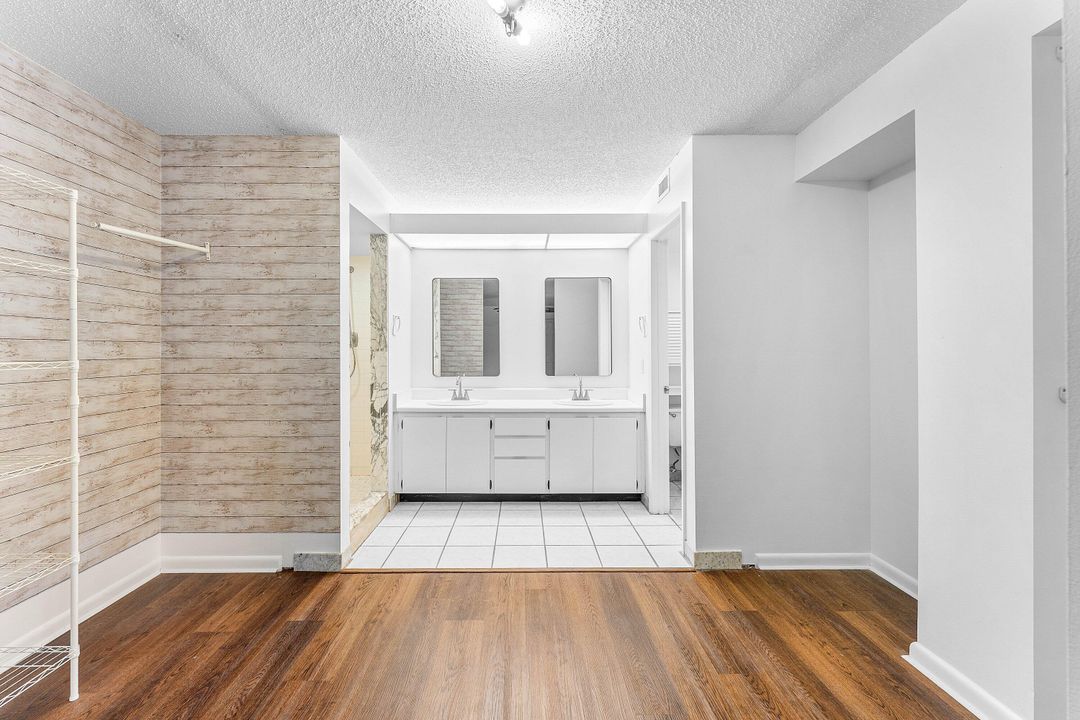 En Venta: $369,900 (2 camas, 2 baños, 1596 Pies cuadrados)