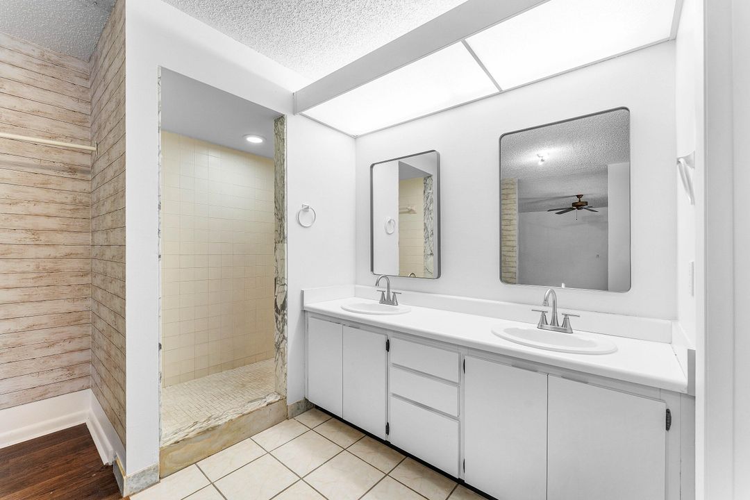 En Venta: $369,900 (2 camas, 2 baños, 1596 Pies cuadrados)