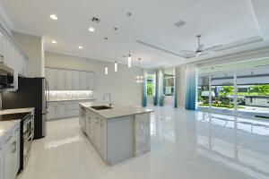 En Venta: $619,900 (3 camas, 2 baños, 1932 Pies cuadrados)