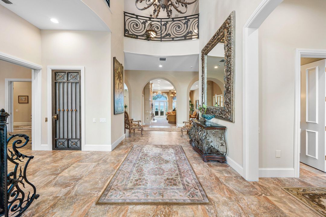 For Rent: $125,000 (6 beds, 9 baths, 8537 Square Feet)