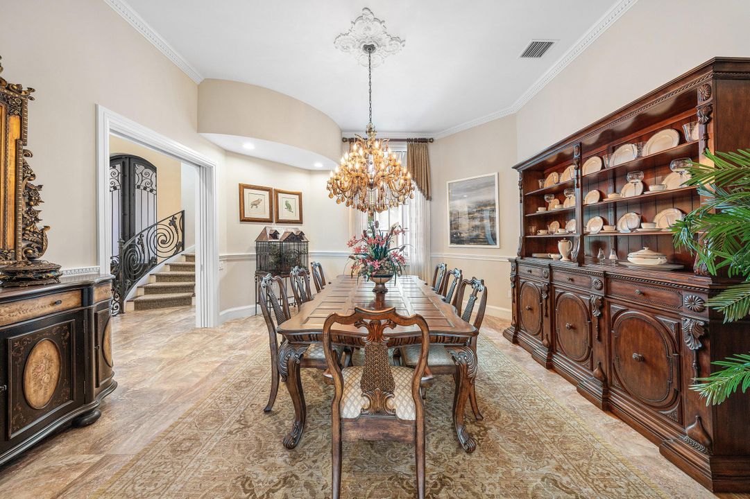 For Rent: $125,000 (6 beds, 9 baths, 8537 Square Feet)