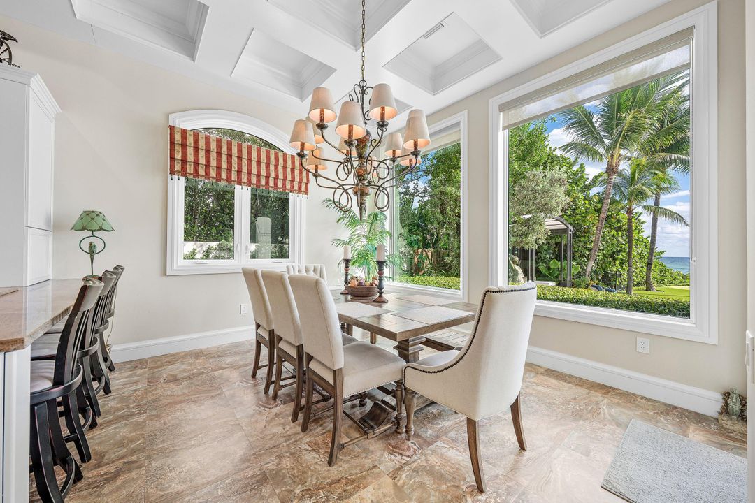 For Rent: $125,000 (6 beds, 9 baths, 8537 Square Feet)