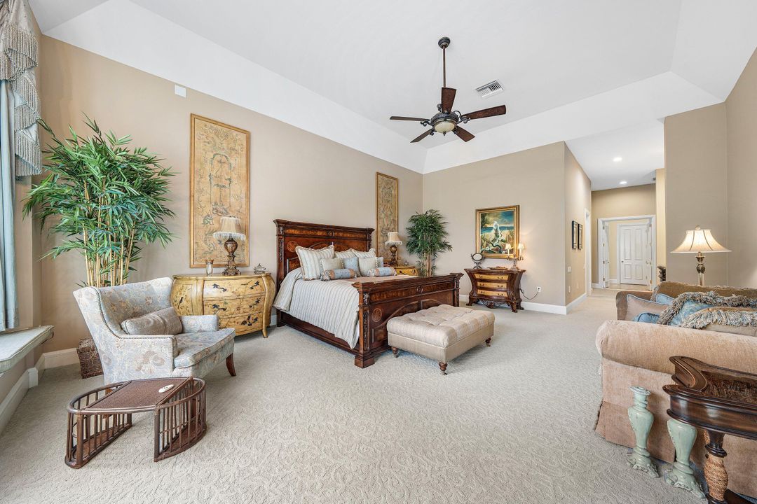 For Rent: $125,000 (6 beds, 9 baths, 8537 Square Feet)