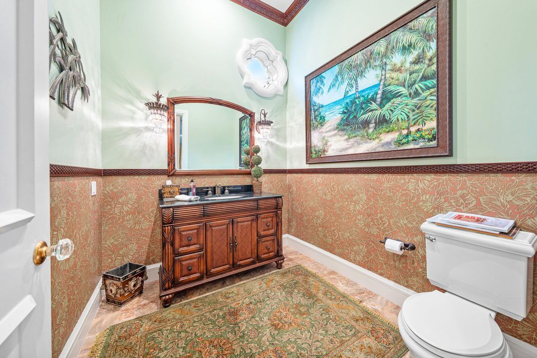 For Rent: $125,000 (6 beds, 9 baths, 8537 Square Feet)