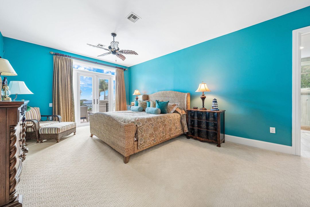 For Rent: $125,000 (6 beds, 9 baths, 8537 Square Feet)