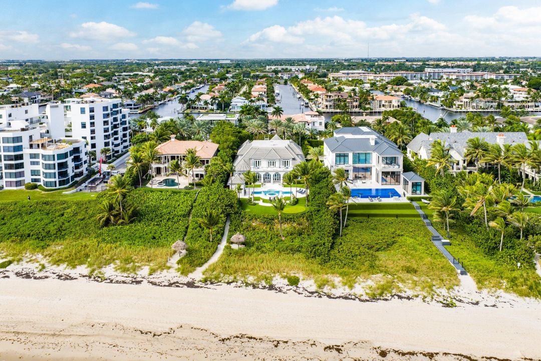 For Rent: $125,000 (6 beds, 9 baths, 8537 Square Feet)