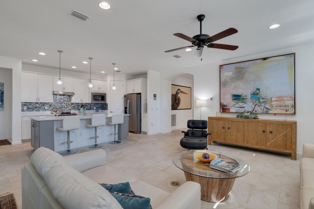 En Venta: $565,000 (3 camas, 2 baños, 1879 Pies cuadrados)