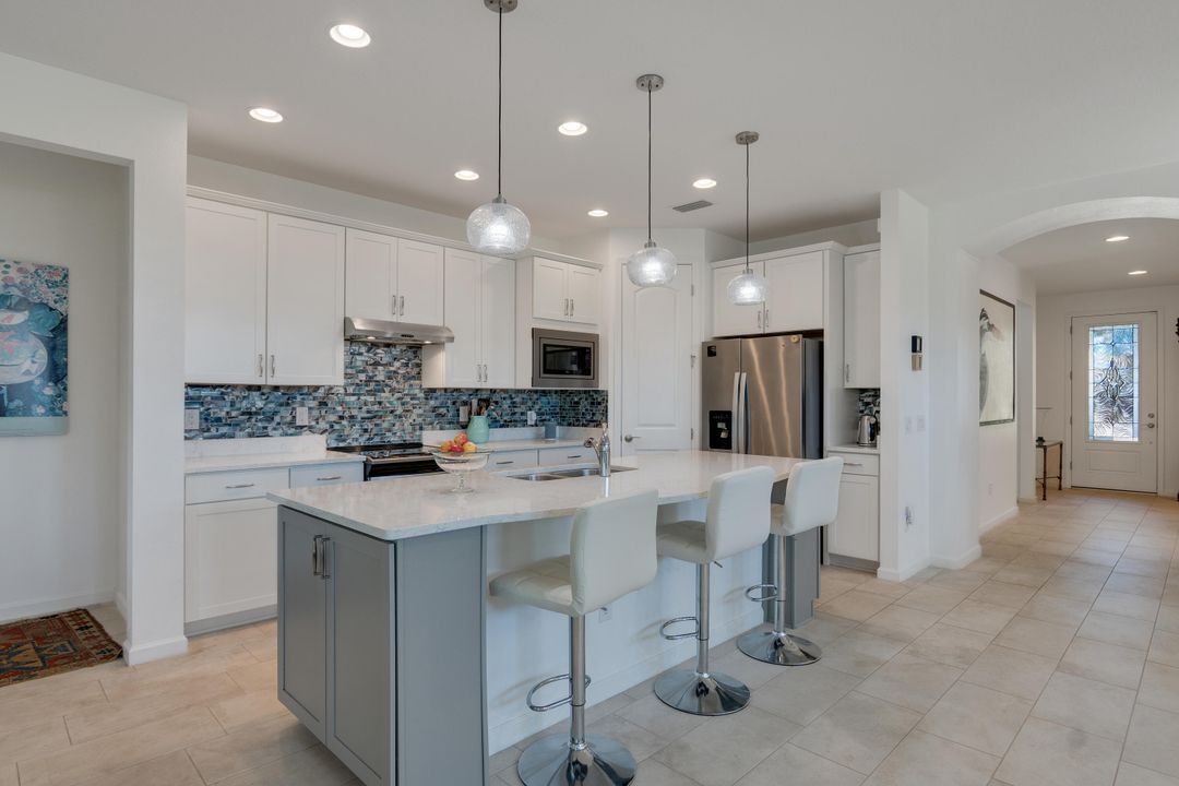 En Venta: $565,000 (3 camas, 2 baños, 1879 Pies cuadrados)