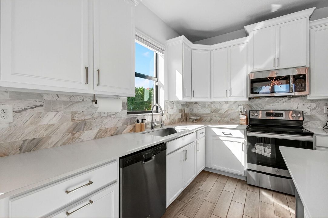 For Sale: $745,000 (4 beds, 3 baths, 2259 Square Feet)