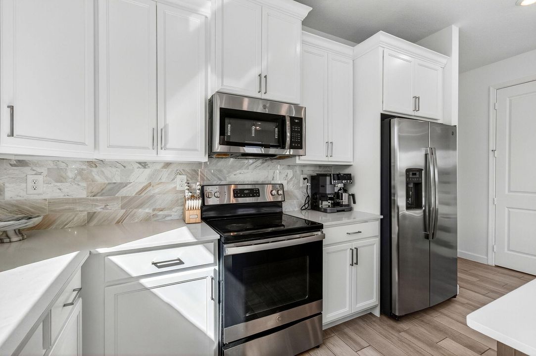 For Sale: $745,000 (4 beds, 3 baths, 2259 Square Feet)