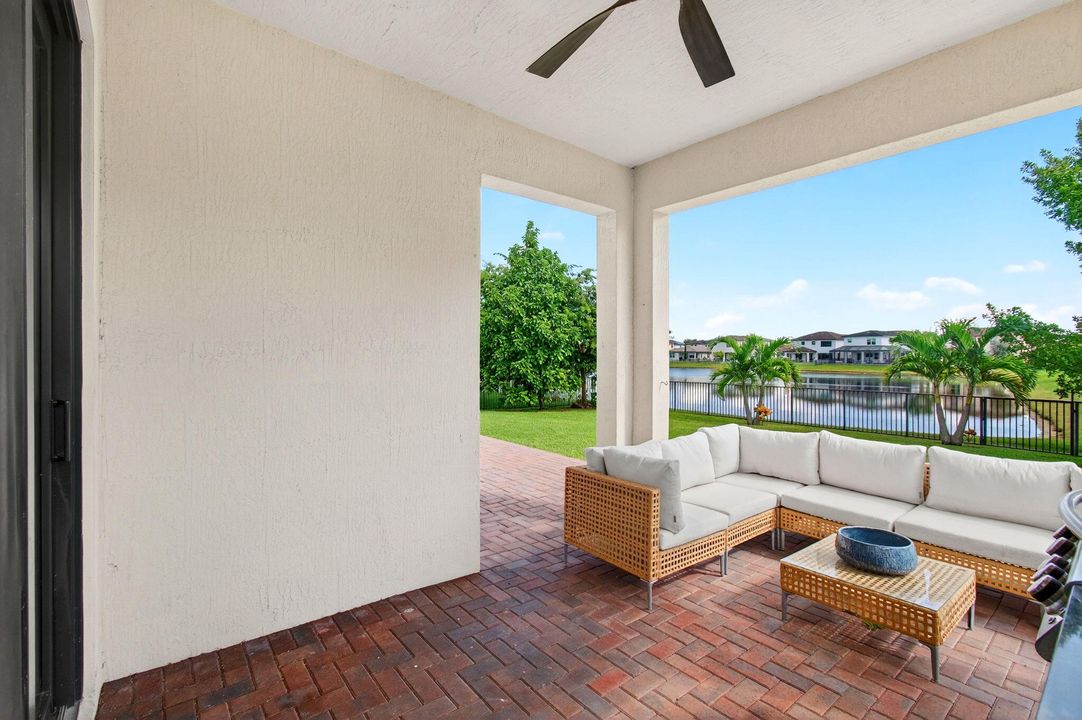 For Sale: $745,000 (4 beds, 3 baths, 2259 Square Feet)