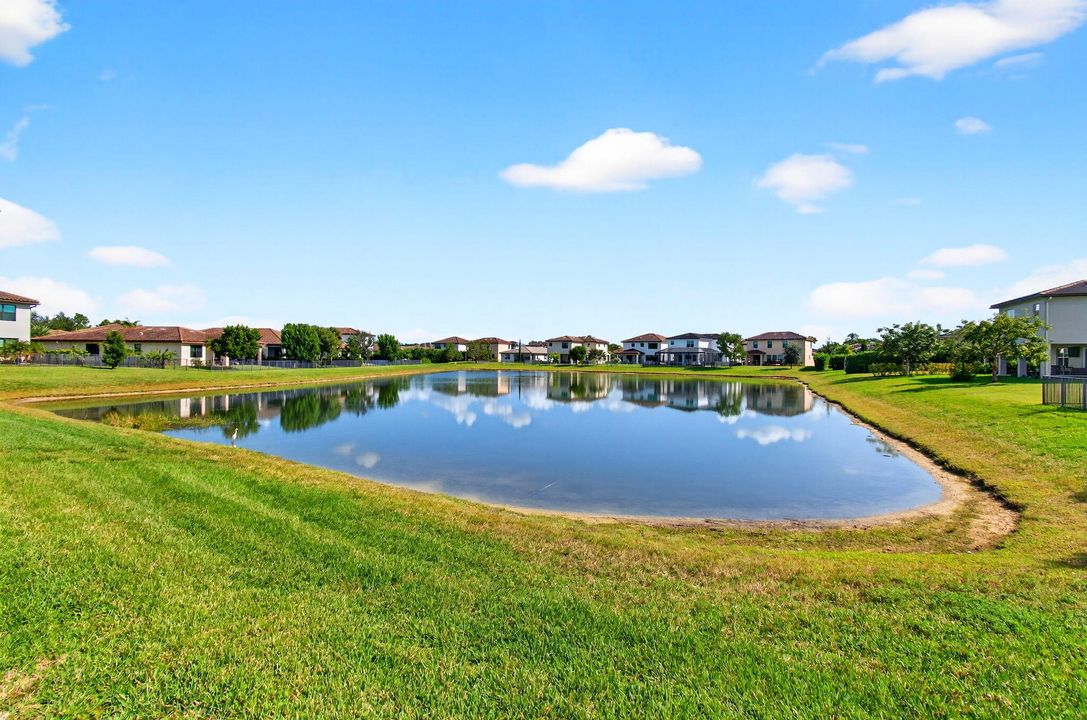 For Sale: $745,000 (4 beds, 3 baths, 2259 Square Feet)