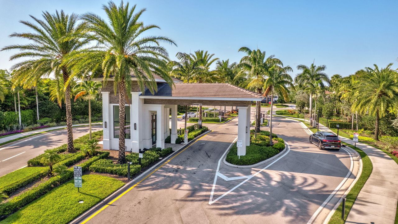 For Sale: $745,000 (4 beds, 3 baths, 2259 Square Feet)