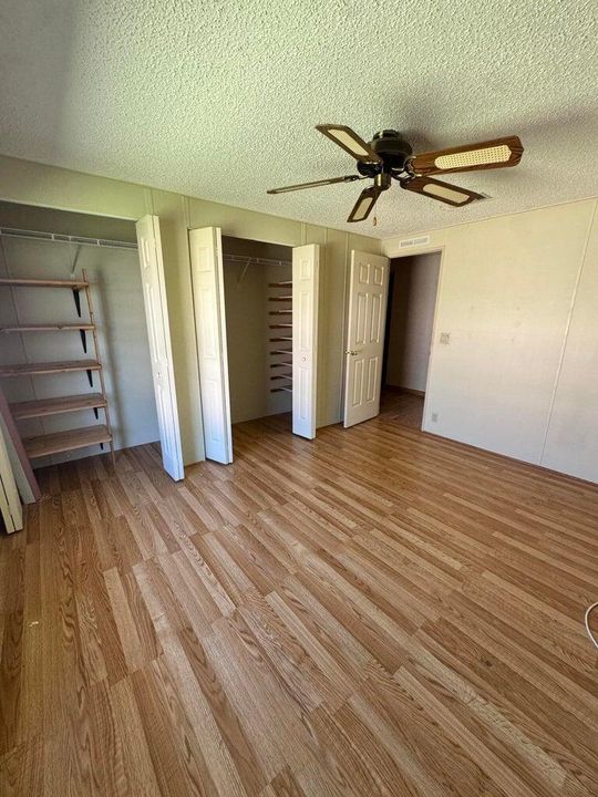 На продажу: $39,900 (2 спален, 2 ванн, 1248 Квадратных фут)