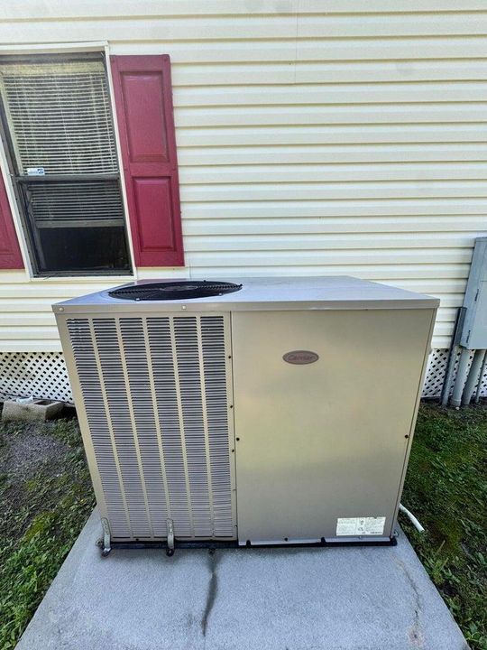 На продажу: $39,900 (2 спален, 2 ванн, 1248 Квадратных фут)