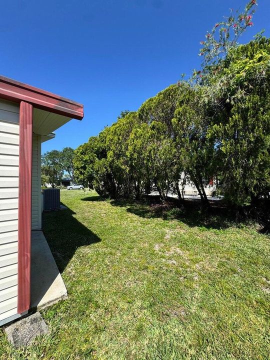 На продажу: $39,900 (2 спален, 2 ванн, 1248 Квадратных фут)