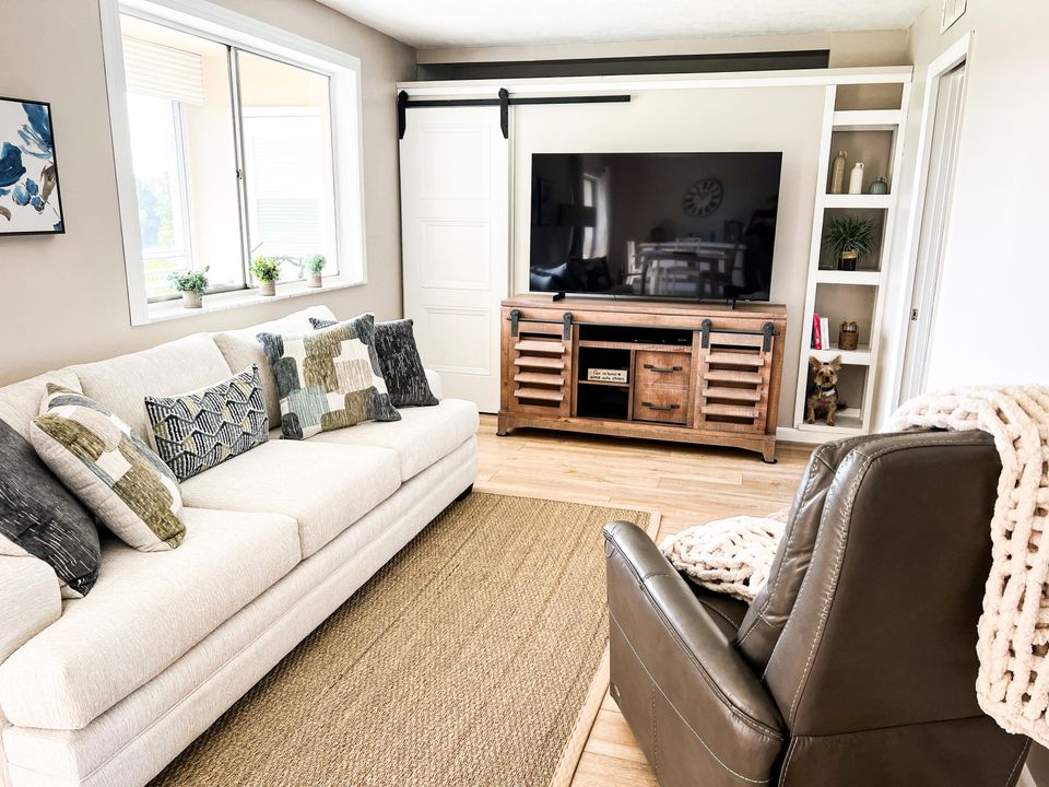 En Venta: $99,900 (1 camas, 1 baños, 894 Pies cuadrados)