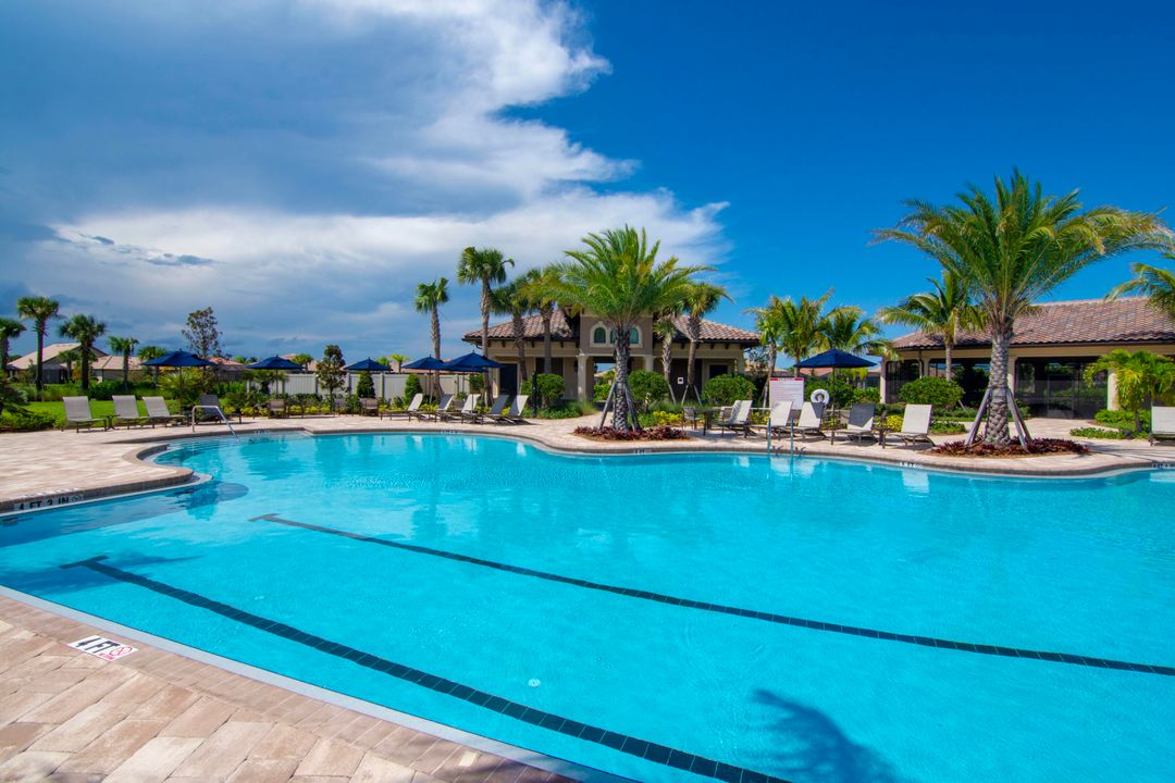 En Venta: $565,000 (3 camas, 2 baños, 1879 Pies cuadrados)