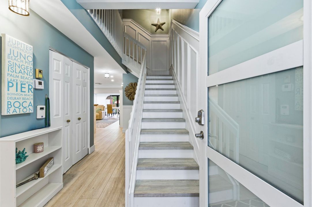 En Venta: $1,175,000 (3 camas, 3 baños, 1642 Pies cuadrados)