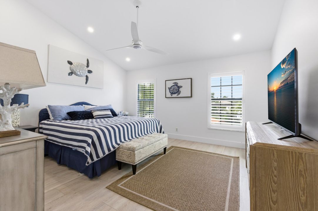 En Venta: $1,175,000 (3 camas, 3 baños, 1642 Pies cuadrados)