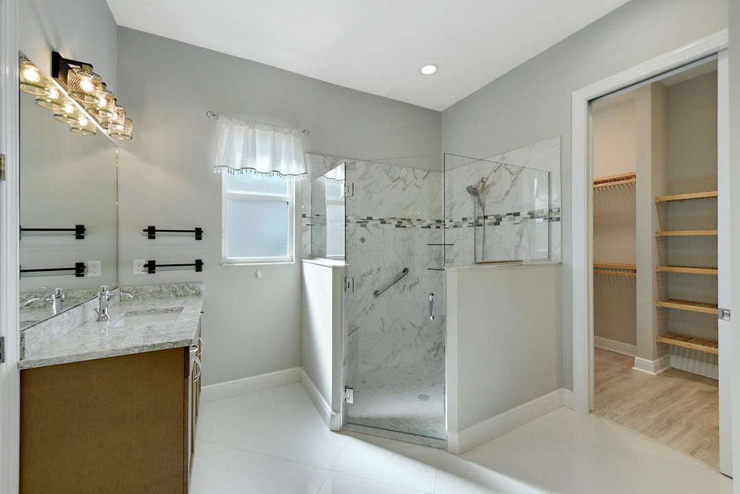 En Venta: $619,900 (3 camas, 2 baños, 1932 Pies cuadrados)