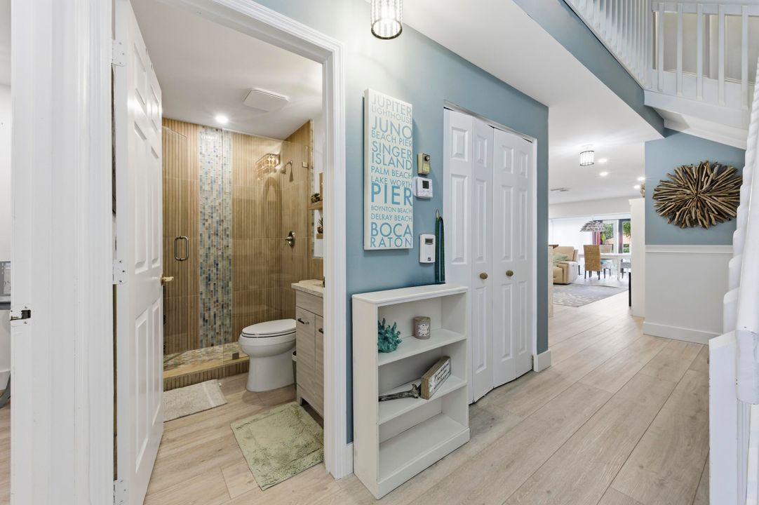 En Venta: $1,175,000 (3 camas, 3 baños, 1642 Pies cuadrados)