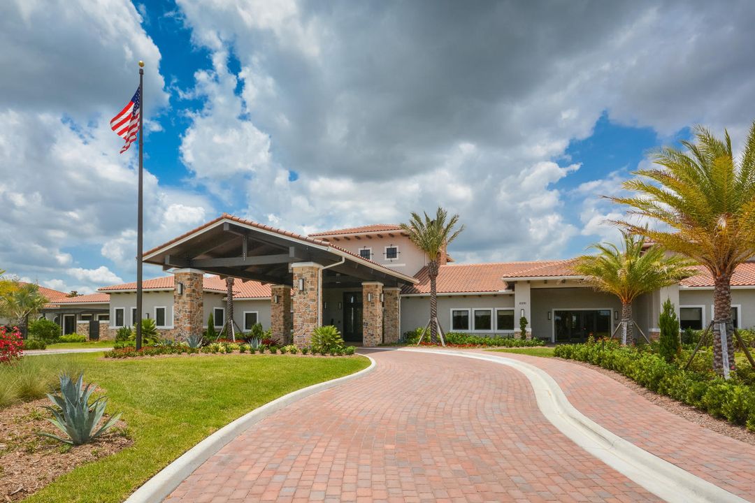 En Venta: $619,900 (3 camas, 2 baños, 1932 Pies cuadrados)