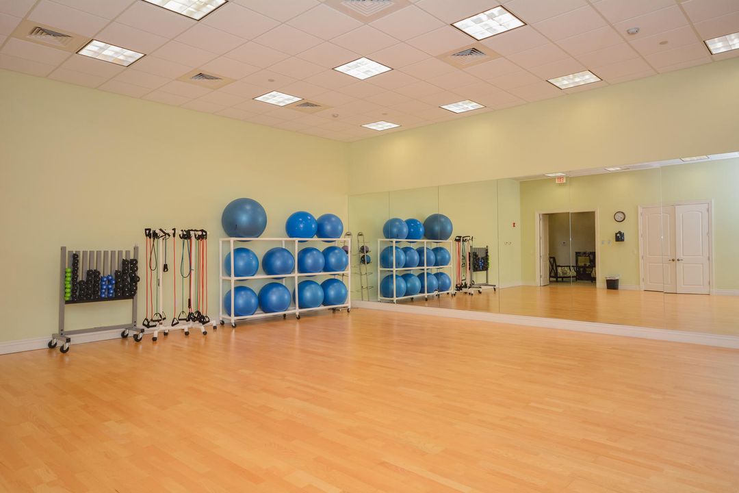 En Venta: $619,900 (3 camas, 2 baños, 1932 Pies cuadrados)