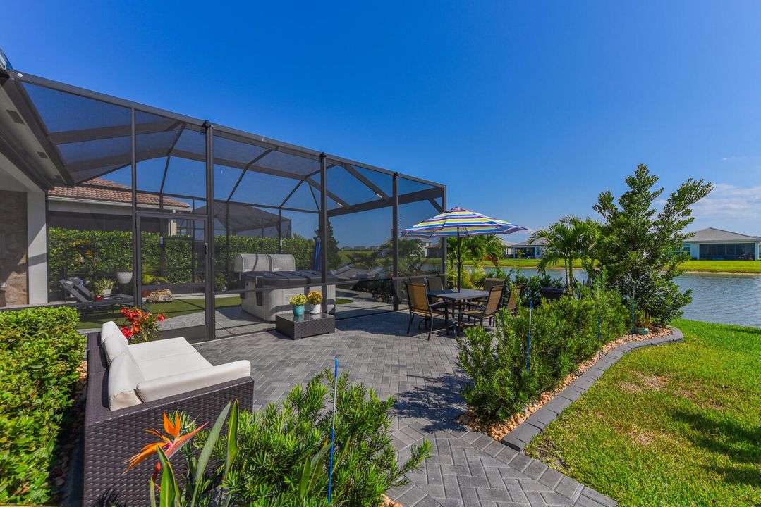 En Venta: $619,900 (3 camas, 2 baños, 1932 Pies cuadrados)