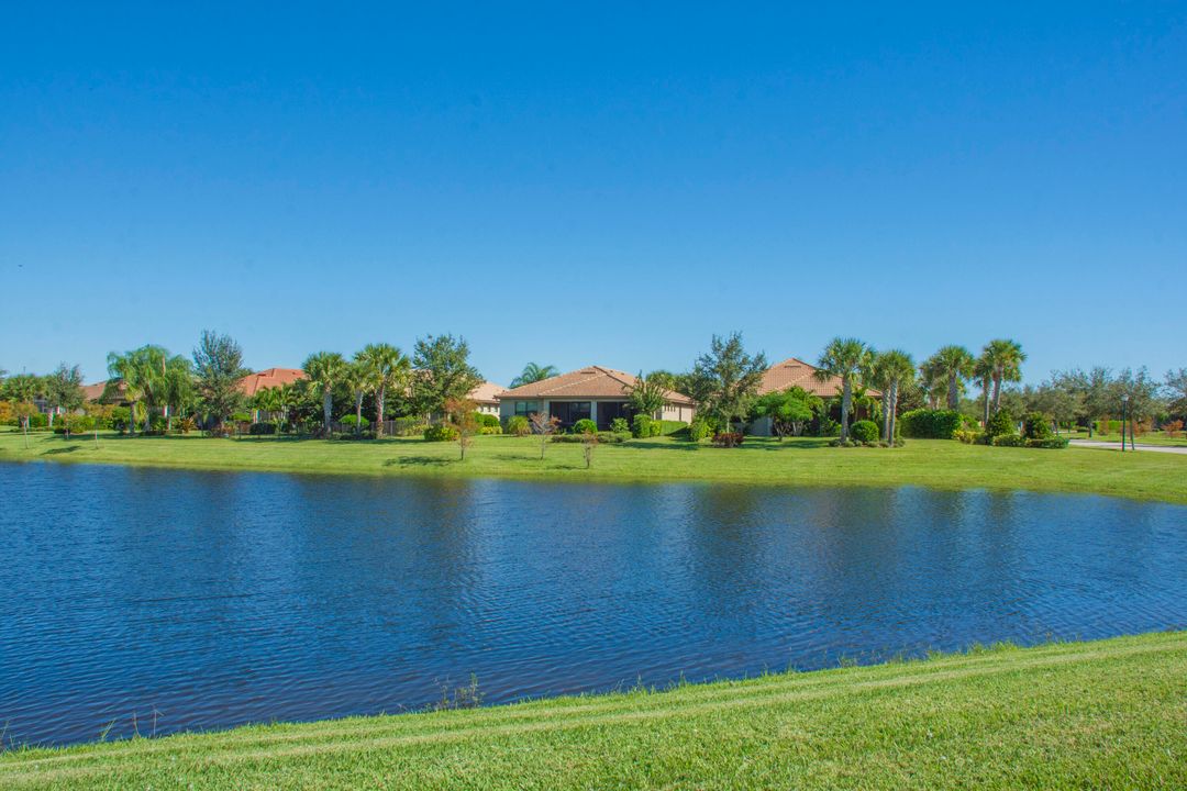 En Venta: $565,000 (3 camas, 2 baños, 1879 Pies cuadrados)