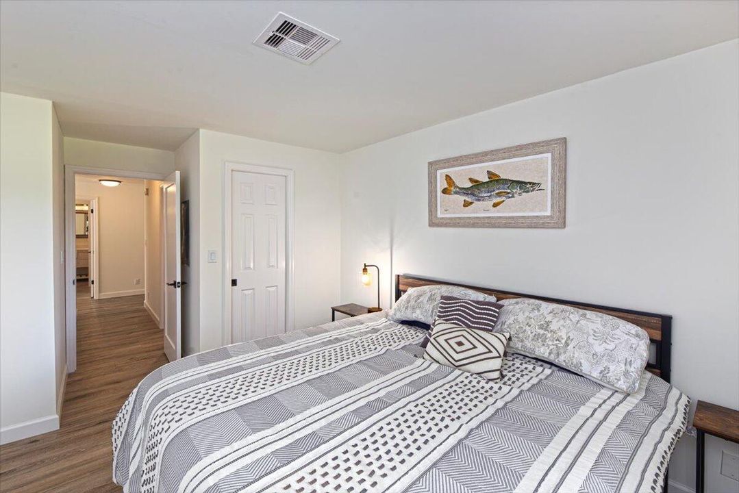 待售: $508,000 (2 贝兹, 2 浴室, 1370 平方英尺)