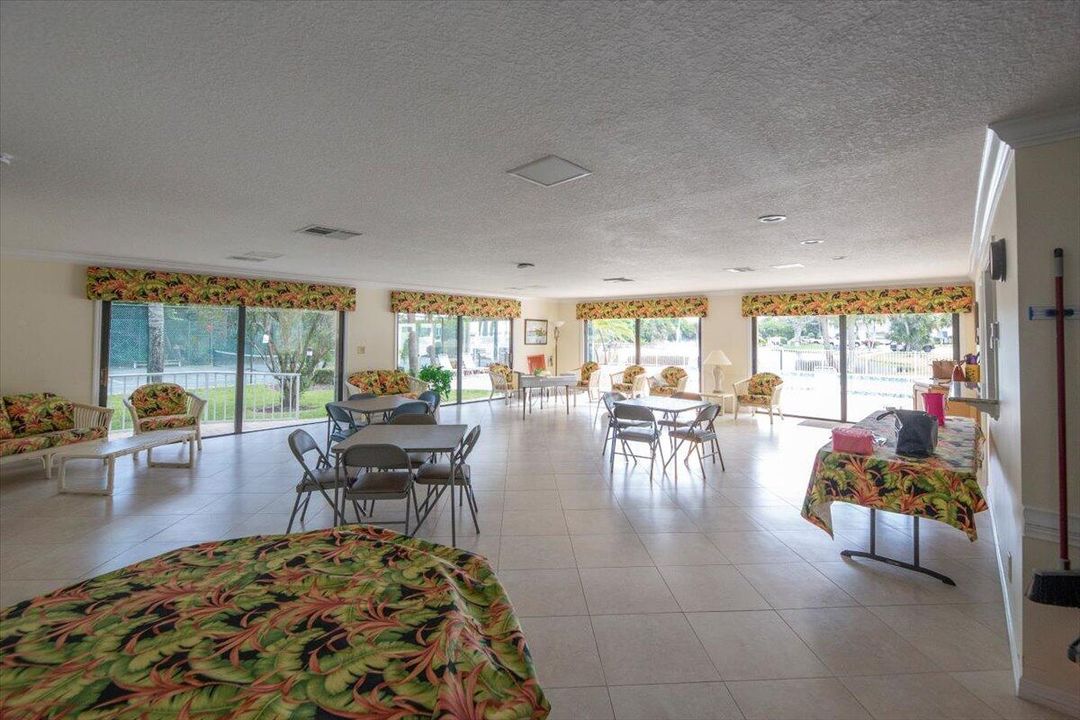 待售: $508,000 (2 贝兹, 2 浴室, 1370 平方英尺)