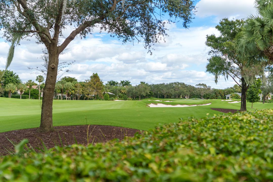 合同活跃: $3,500,000 (5 贝兹, 4 浴室, 4750 平方英尺)