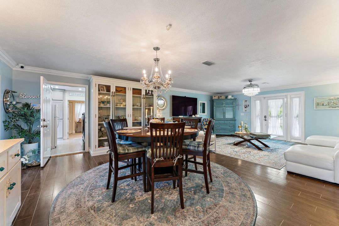 For Sale: $940,000 (4 beds, 2 baths, 1960 Square Feet)