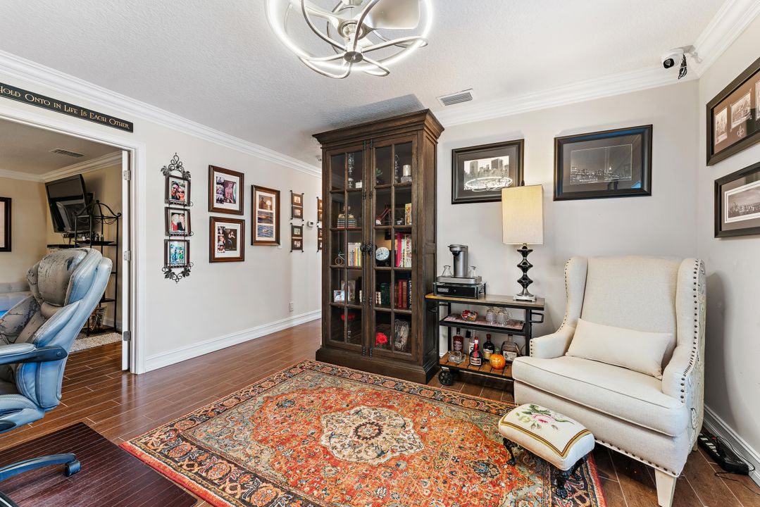 For Sale: $940,000 (4 beds, 2 baths, 1960 Square Feet)