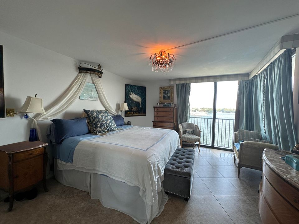 For Rent: $10,000 (2 beds, 2 baths, 1247 Square Feet)