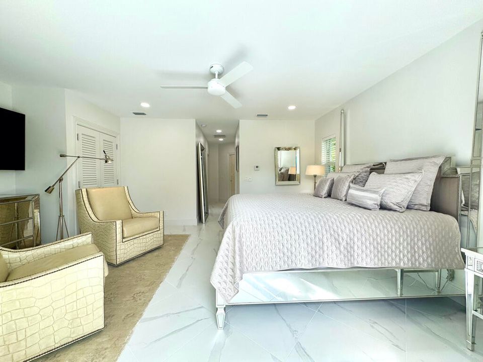 For Sale: $1,898,000 (3 beds, 3 baths, 2576 Square Feet)