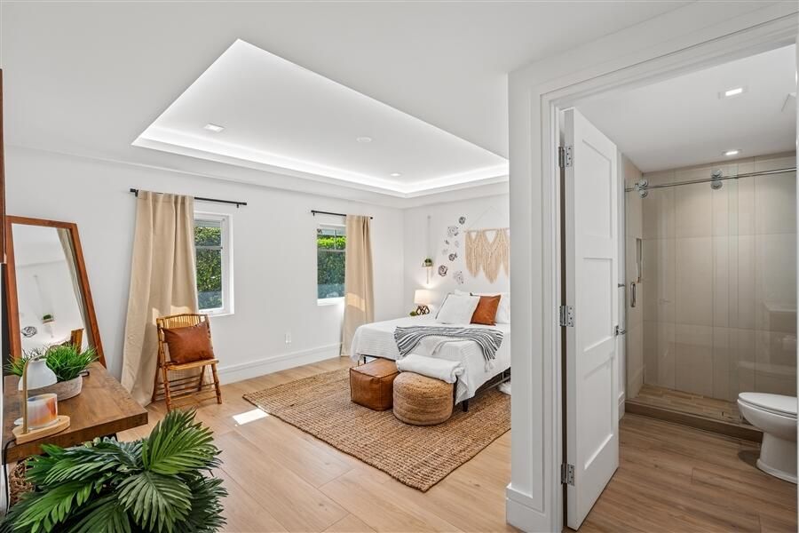 На продажу: $3,350,000 (5 спален, 5 ванн, 3520 Квадратных фут)