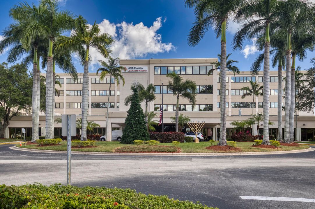 For Sale: $159,900 (2 beds, 2 baths, 1005 Square Feet)