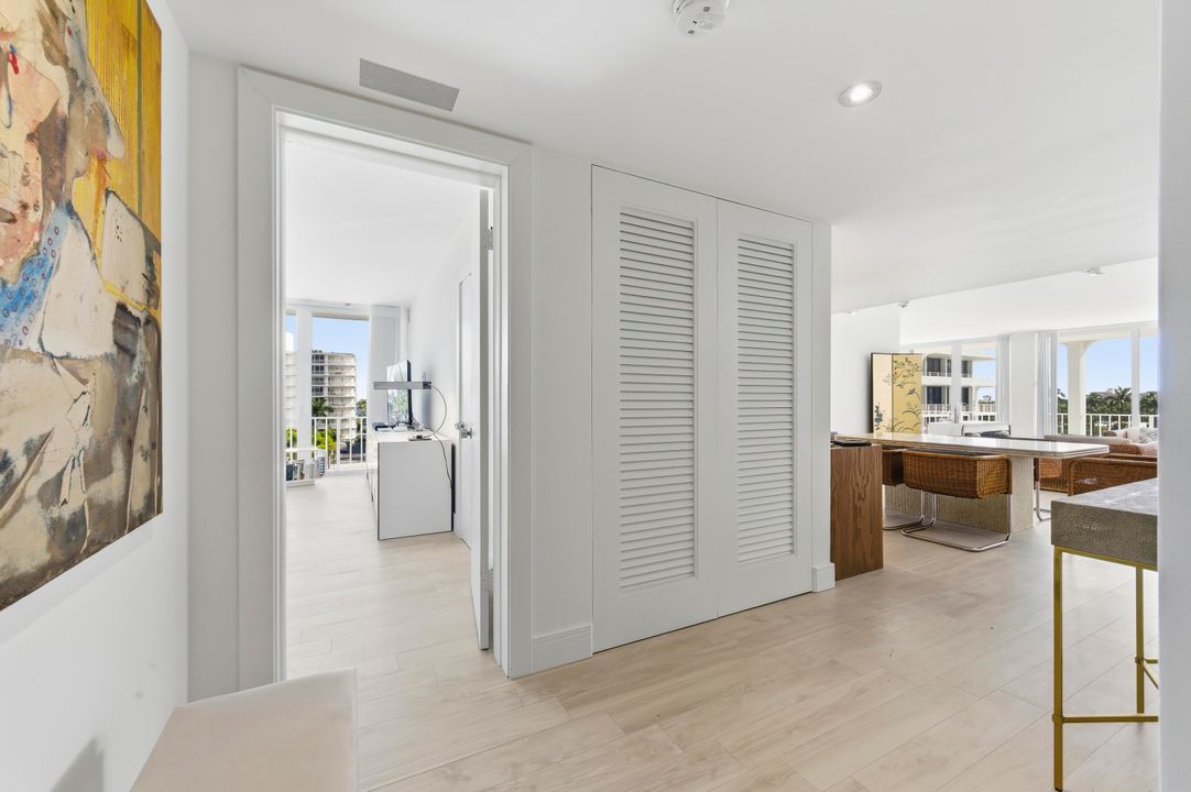 合同活跃: $1,295,000 (1 贝兹, 2 浴室, 1405 平方英尺)