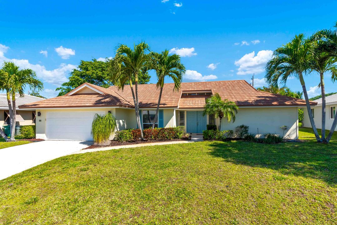 На продажу: $1,050,000 (3 спален, 2 ванн, 2173 Квадратных фут)