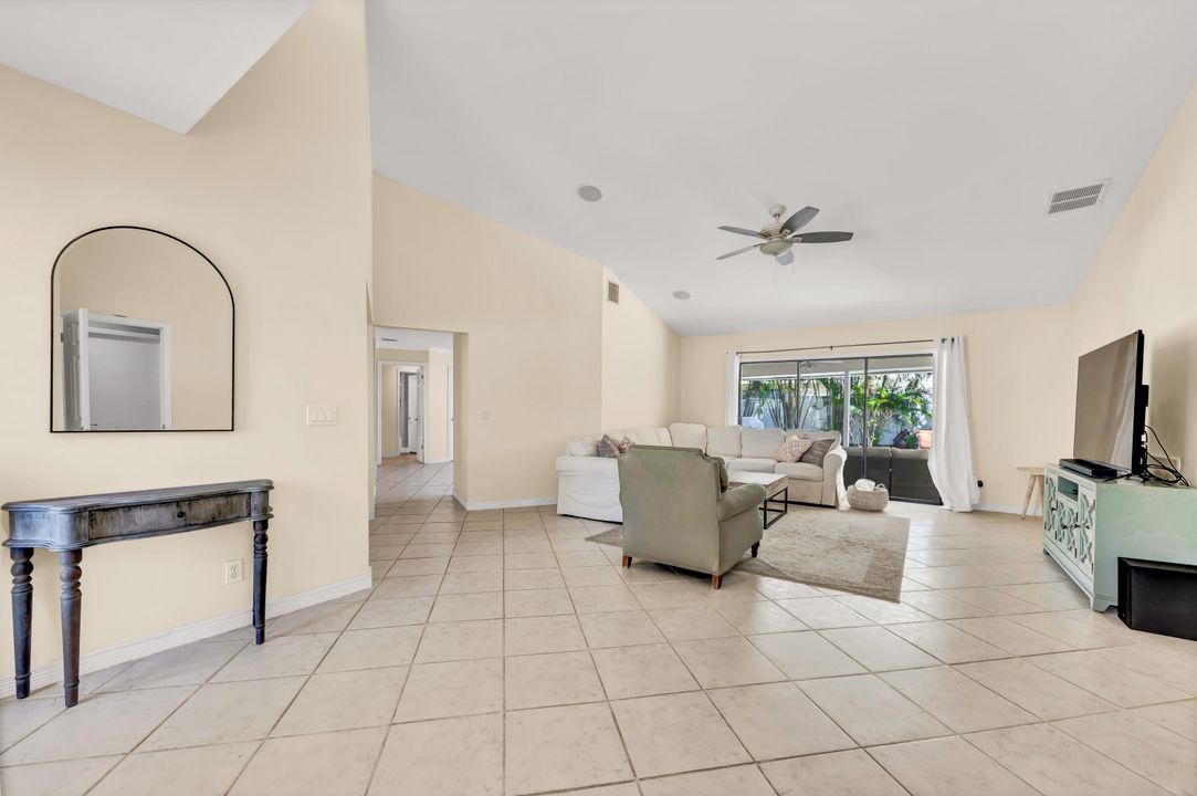 На продажу: $1,050,000 (3 спален, 2 ванн, 2173 Квадратных фут)