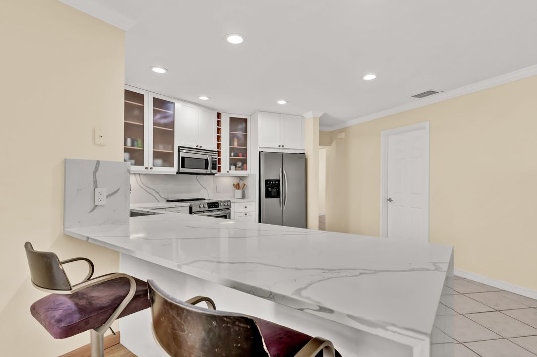 На продажу: $1,050,000 (3 спален, 2 ванн, 2173 Квадратных фут)