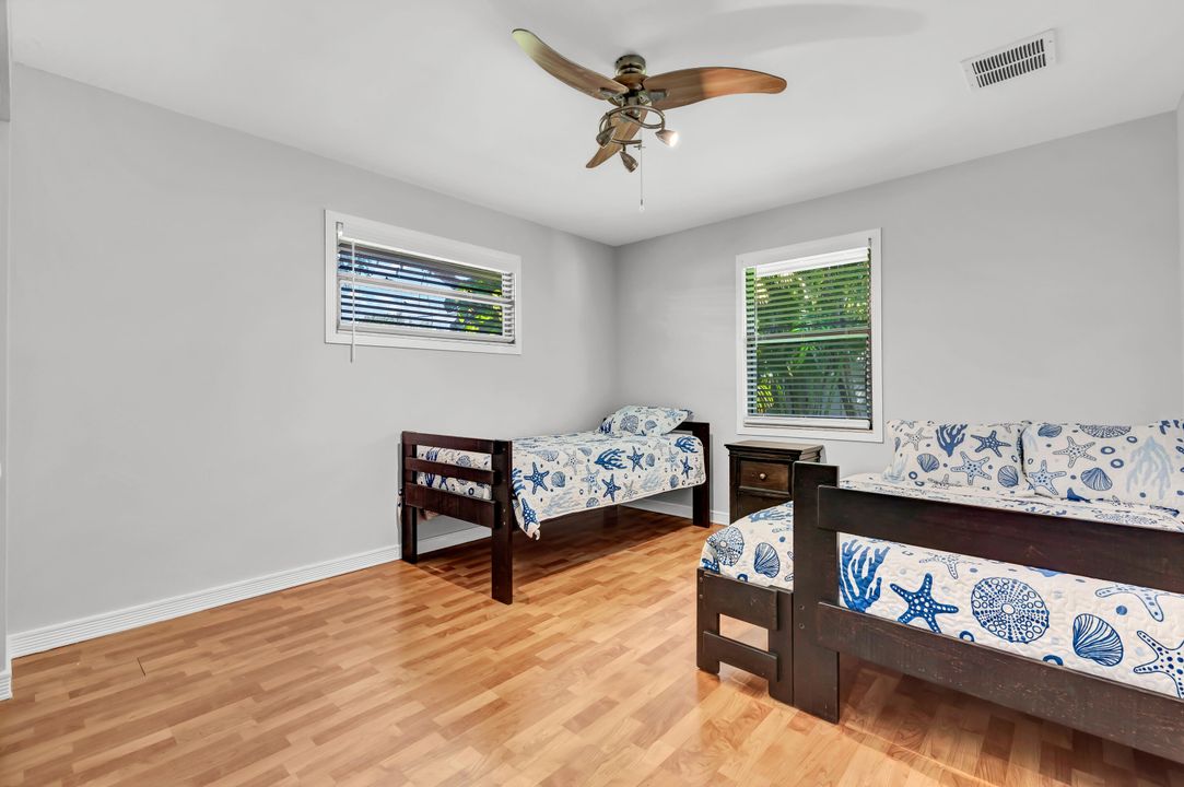 На продажу: $1,050,000 (3 спален, 2 ванн, 2173 Квадратных фут)