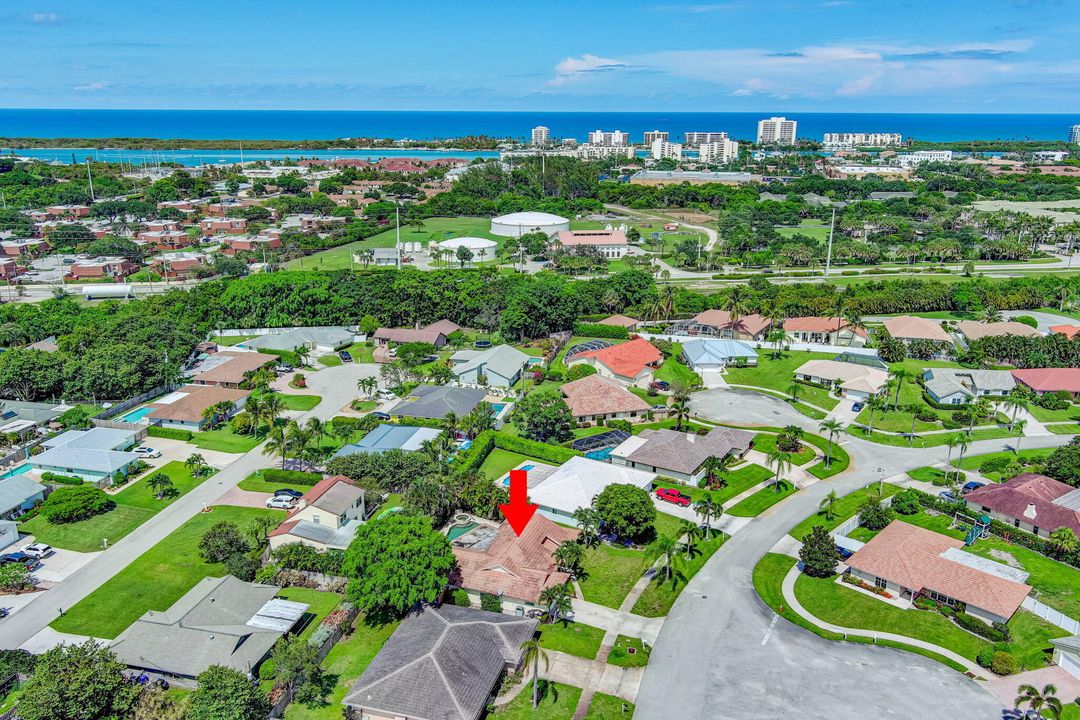 На продажу: $1,050,000 (3 спален, 2 ванн, 2173 Квадратных фут)