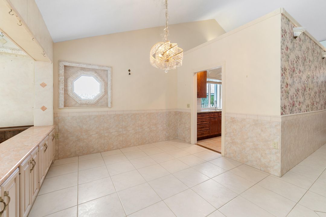 For Sale: $749,000 (3 beds, 2 baths, 2271 Square Feet)