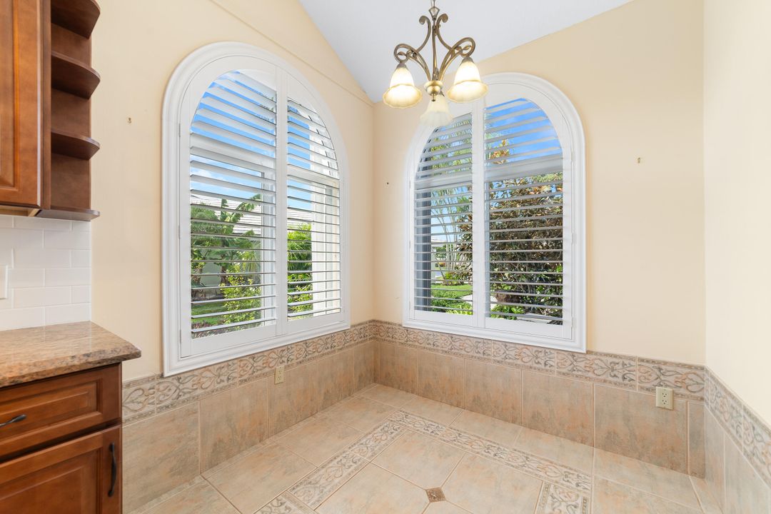 For Sale: $749,000 (3 beds, 2 baths, 2271 Square Feet)